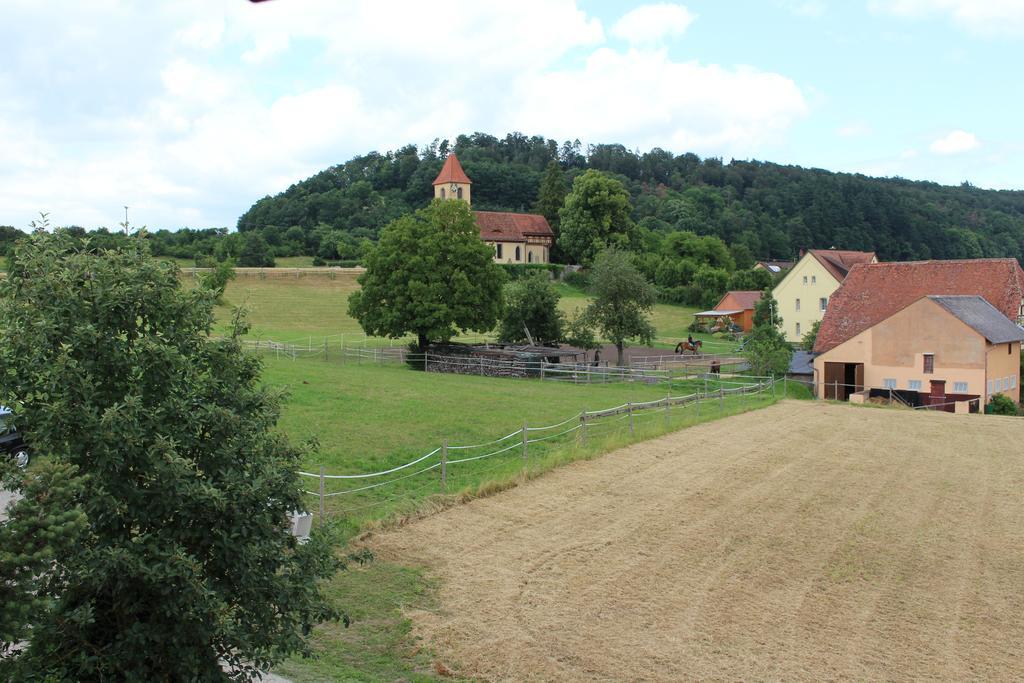 Altes Forsthaus Villa Gebsattel Exterior photo